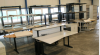 Picture 2:Grote partij kantoormeubulair, 22 bureautafels, en 9 stuks
