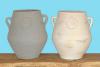 Foto 2:Handgemaakte terracotta potten en vazen