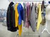Foto 2:Partijen tweedehands kleding per kilo!